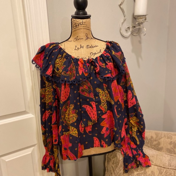 FARM Rio Tops - 💙🧡NWT FARM RIO PATCHWORK BANANAS RUFFLE BLOUSE!